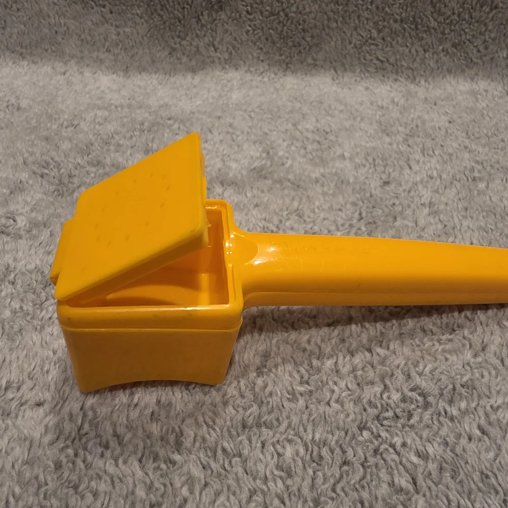 Tupperware‎ Orange Meat Tenderizer